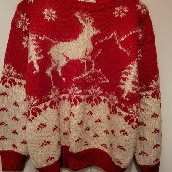 Vintage Christmas Sweater - Picture 2 of 7